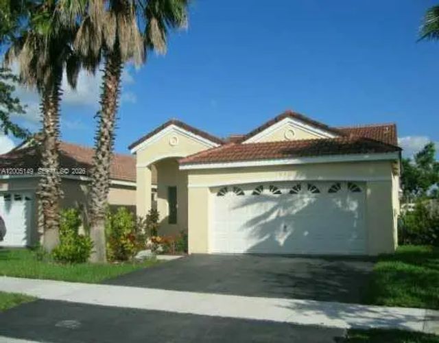 519 Talavera Road, Weston