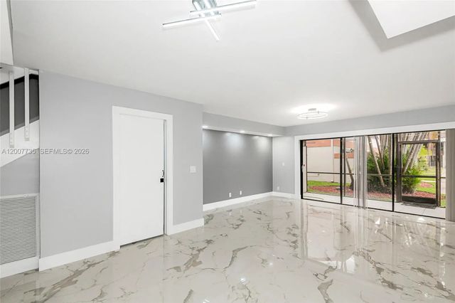 4 of 29 - 7111 Sw 42nd Place, Davie, FL