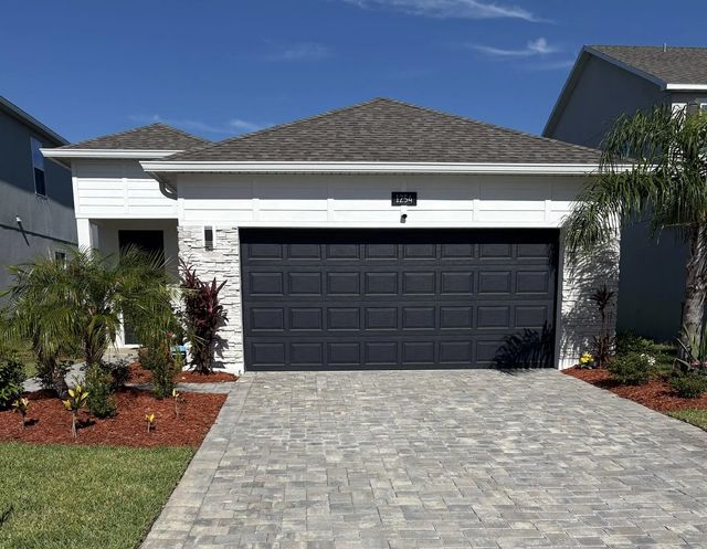1254 Canfield Circle Se, Palm Bay