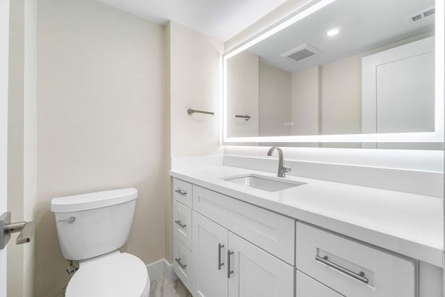 4 of 46 - 16 Stratford Drive E #c, Boynton Beach, FL