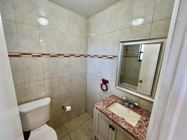 4 of 18 - 13500 Ne 3rd Court #412, North Miami, FL
