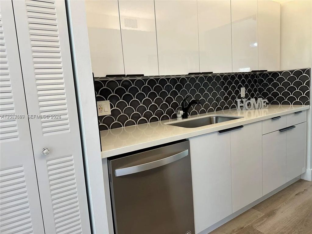 1300 Sw 124th Terrace #408p, Pembroke Pines