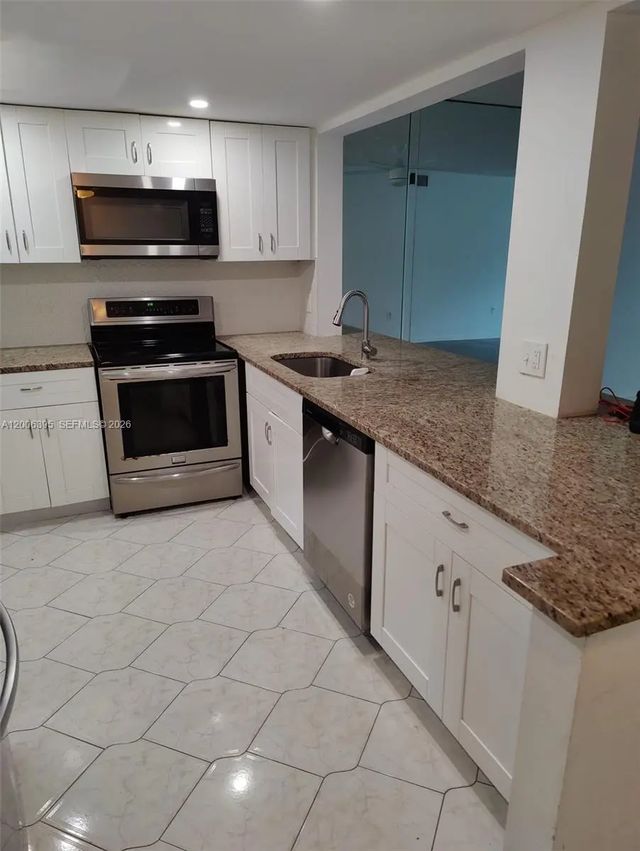 2 of 26 - 1810 N Lauderdale Avenue #2204, North Lauderdale, FL