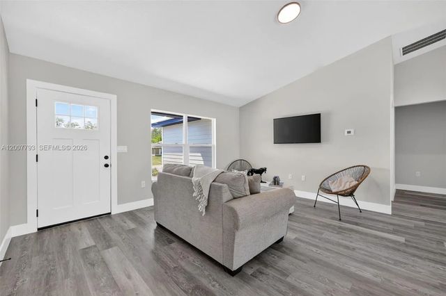 4 of 33 - 17179 Sw 44th Circle, , FL