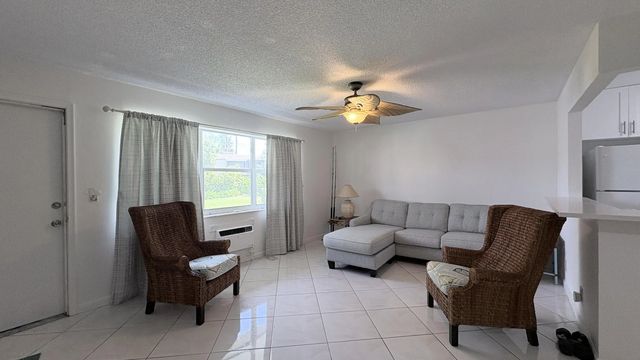 5 of 31 - 200 Horizon W #102, Boynton Beach, FL