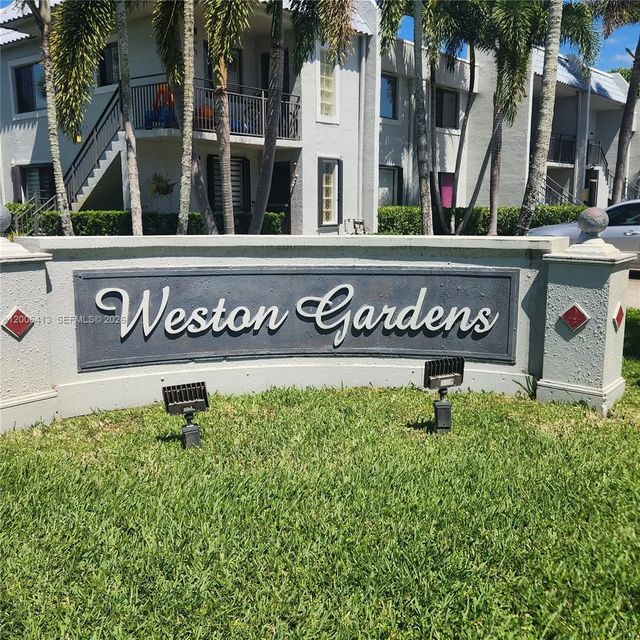 16501 Blatt Boulevard #204, Weston
