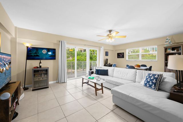5 of 35 - 95 N Birch Road #304, Fort Lauderdale, FL