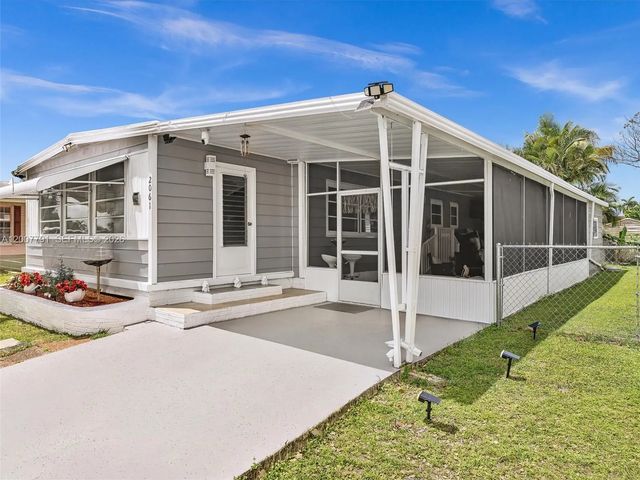 2 of 54 - 2061 Sw 83rd Avenue, Davie, FL