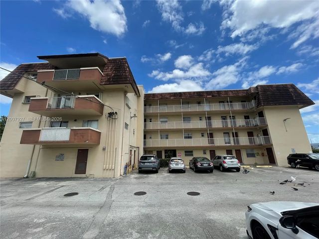 2 of 24 - 680 Miller Drive #w401, Miami Springs, FL