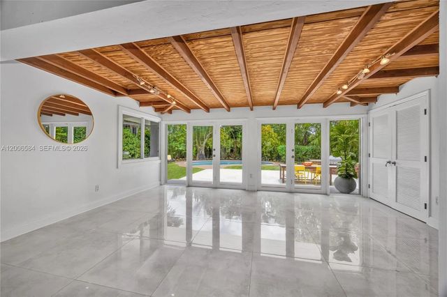5 of 34 - 5750 Sw 52nd Terrace, South Miami, FL