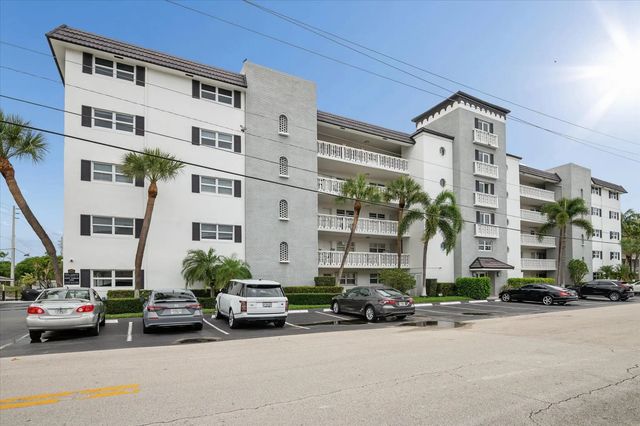 5 of 32 - 5100 Bayview Drive #106, Fort Lauderdale, FL
