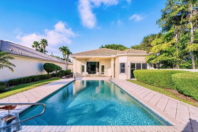 56 Island Drive, Boynton Beach
