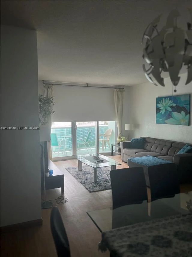 3 of 15 - 3901 S Ocean Drive #14t, Hollywood, FL
