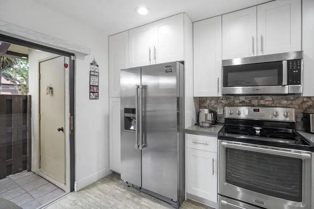 3 of 25 - 7620 Nw 79th Avenue #j8, Tamarac, FL