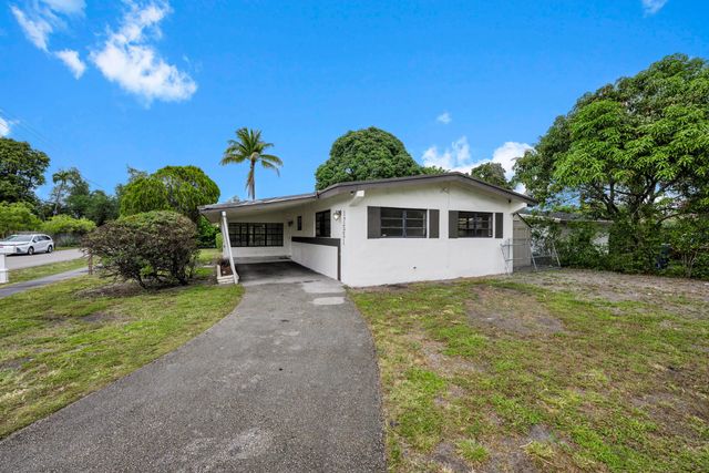 17551 Ne 5th Avenue, North Miami Beach