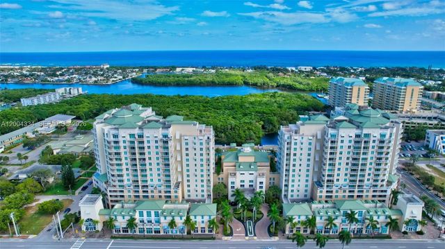 350 N Federal Highway #th102s, Boynton Beach
