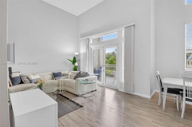4 of 79 - 350 N Federal Highway #th102s, Boynton Beach, FL