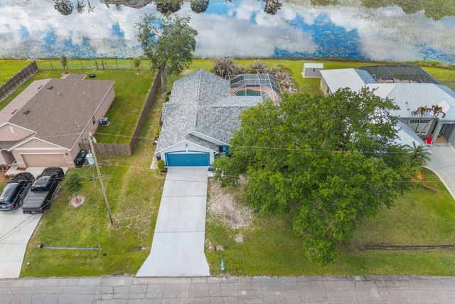 2 of 22 - 5930 Nw Theda Lane, Port St. Lucie, FL