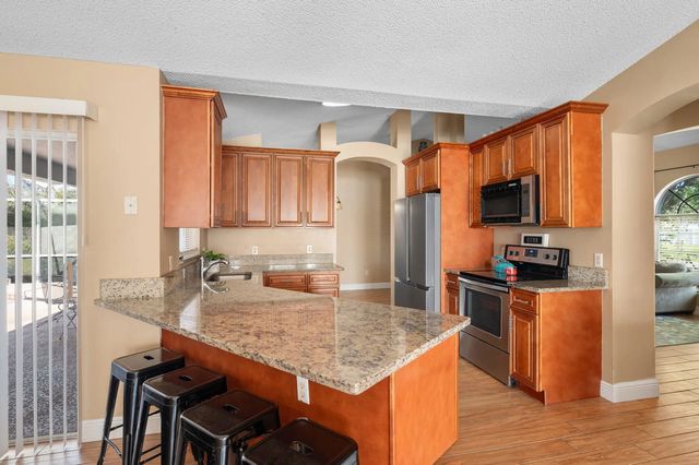 5 of 22 - 5930 Nw Theda Lane, Port St. Lucie, FL