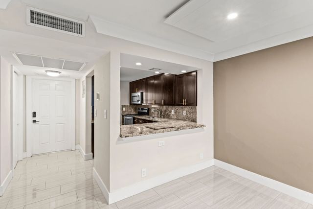 5 of 30 - 4502 N Federal Highway #144e, Lighthouse Point, FL