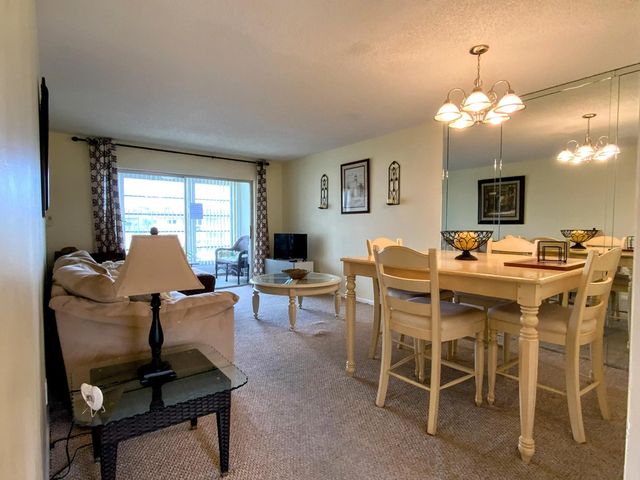 4 of 22 - 8901 Sunrise Lakes Boulevard #307, Sunrise, FL