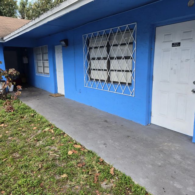 245 Nw 27th Avenue, Fort Lauderdale