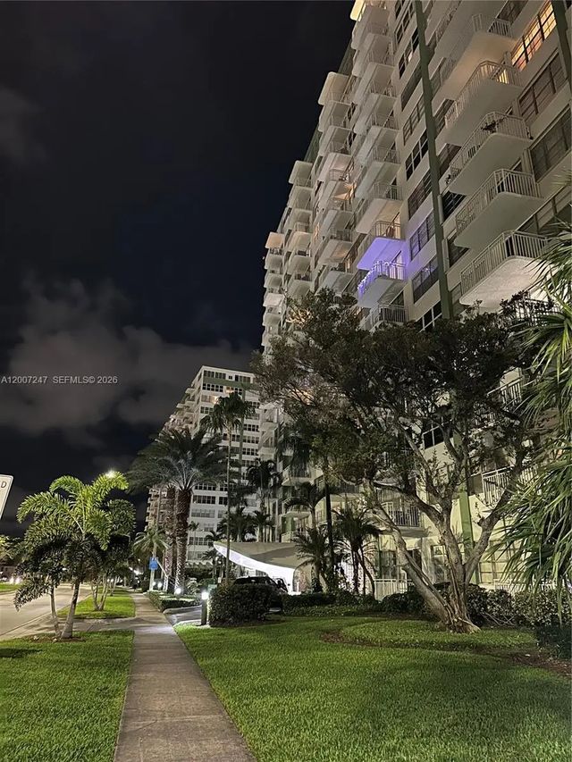 5 of 21 - 2100 Sans Souci Boulevard #b811, North Miami, FL