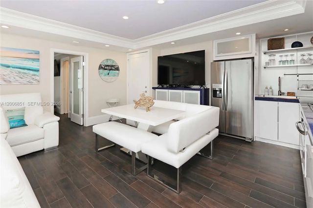 4 of 39 - 3300 N Surf Road #17a, Hollywood, FL
