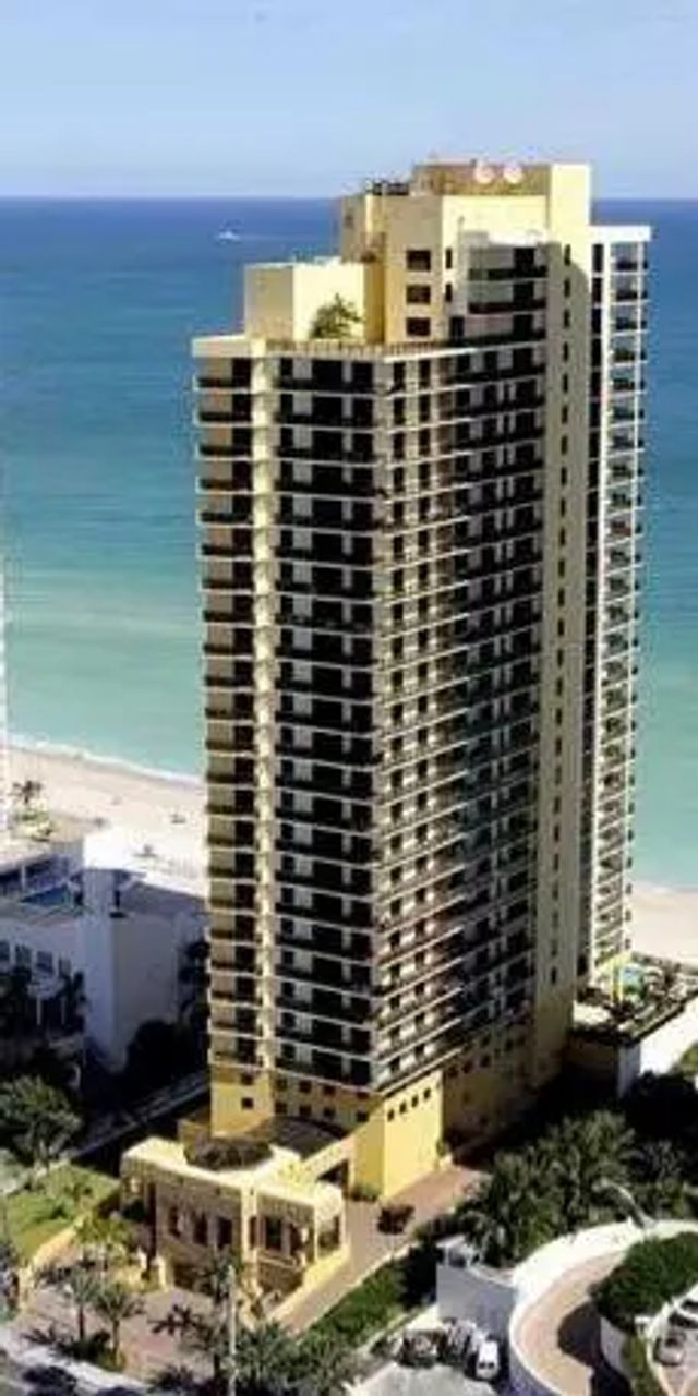 16275 Collins Avenue #2304, Sunny Isles Beach