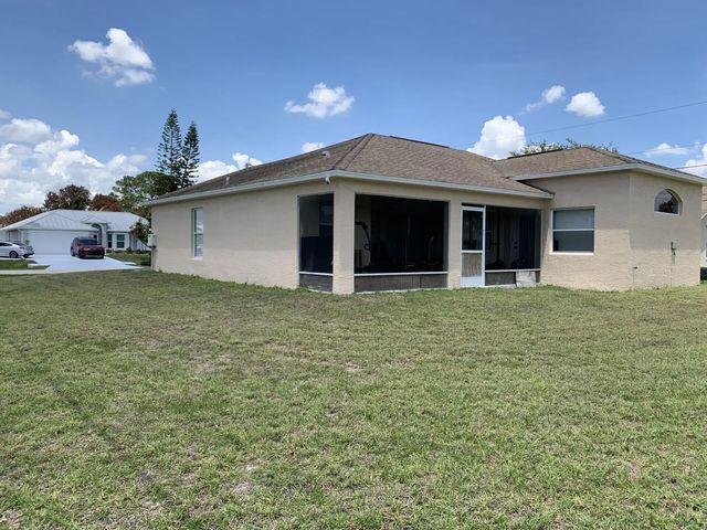 3 of 24 - 892 Sw Duncan Terrace, Port St. Lucie, FL
