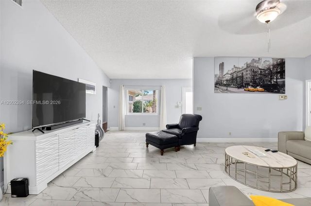 5 of 64 - 10982 S Greentrail Drive S, Boynton Beach, FL