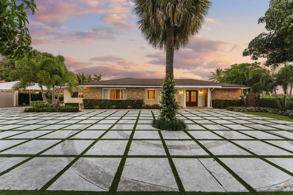 7400 W Lake Drive, Lake Clarke Shores