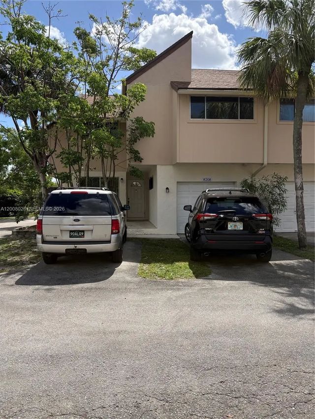 8208 Nw 9th Court #1, Plantation