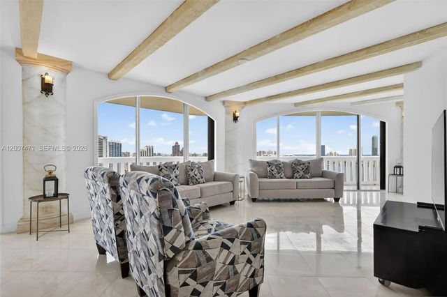 4 of 47 - 3000 Island Boulevard #2305, Aventura, FL