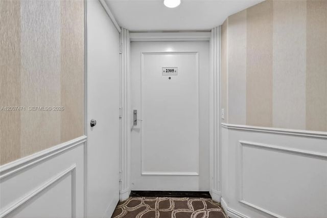 5 of 47 - 3000 Island Boulevard #2305, Aventura, FL