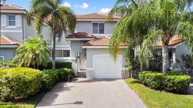 931 Lemonwood Court, Hollywood