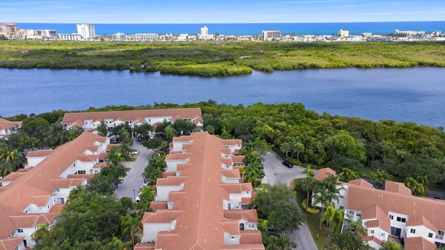 2 of 28 - 931 Lemonwood Court, Hollywood, FL