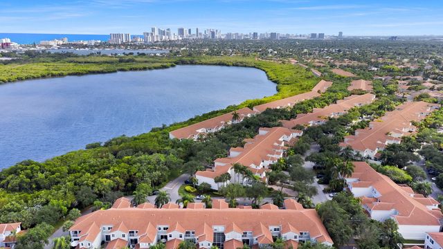 3 of 28 - 931 Lemonwood Court, Hollywood, FL