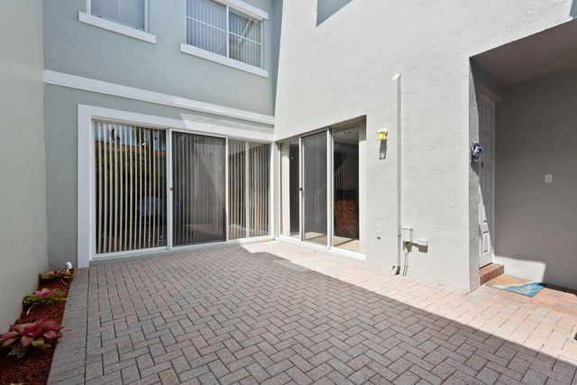4 of 28 - 931 Lemonwood Court, Hollywood, FL