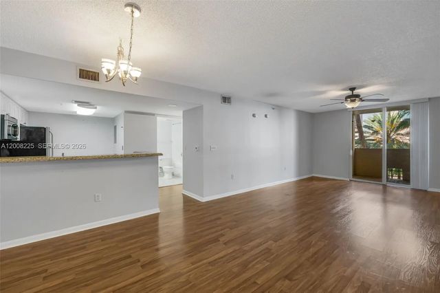 3 of 39 - 520 Se 5th Avenue #3305, Fort Lauderdale, FL