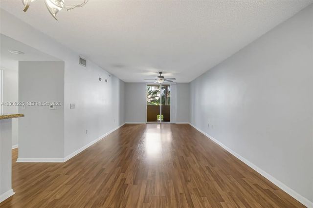 4 of 39 - 520 Se 5th Avenue #3305, Fort Lauderdale, FL