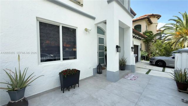 4 of 49 - 2180 Sw 152nd Place, Miami, FL