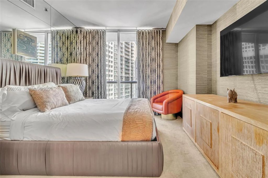 485 Brickell Avenue #2508, Miami