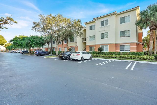 4 of 17 - 9849 Baywinds Drive #8304, West Palm Beach, FL