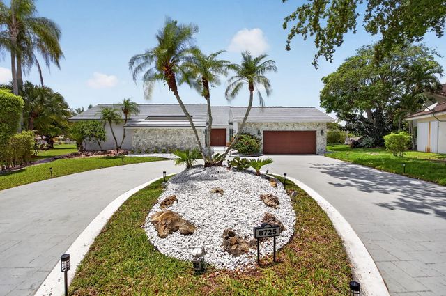 8725 Banyan Court, Tamarac