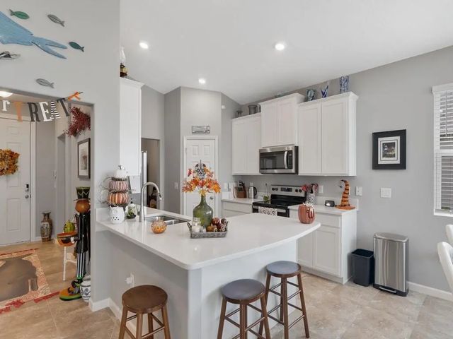 3 of 32 - 1490 Carriage Court, Vero Beach, FL