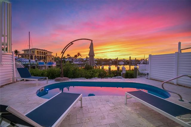 2 of 67 - 443 Sombrero Beach Road, Marathon, FL