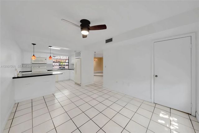 3 of 30 - 11435 Sw 133rd Court #64-4, Miami, FL