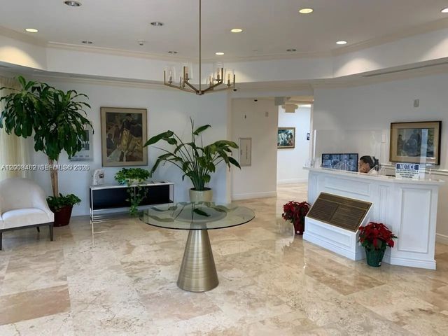 3 of 10 - 2750 Ne 185th Street #202, Aventura, FL