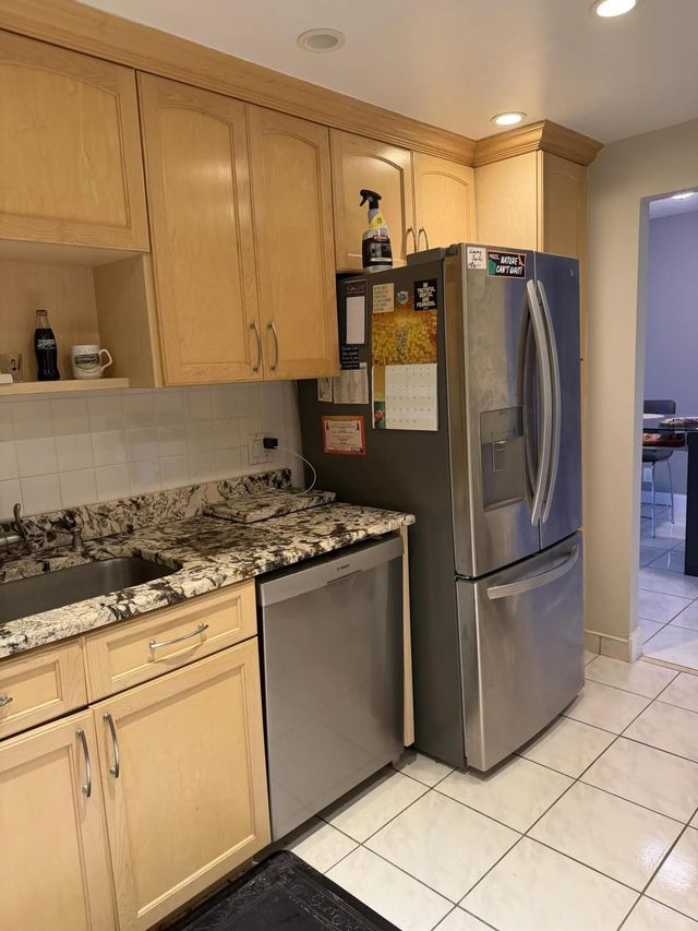4 of 46 - 405 N Ocean Boulevard #809, Pompano Beach, FL